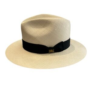 Brand New Biltmore Vinard Panama Hat in color ‘Bleached’ size 7 3/8